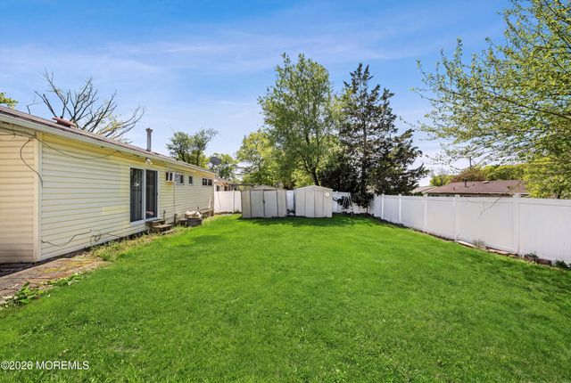 34 Princeton Road, Parlin, NJ 08859