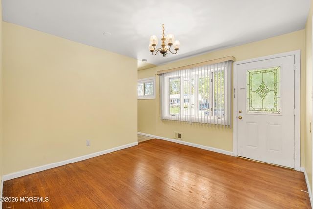 34 Princeton Road, Parlin, NJ 08859
