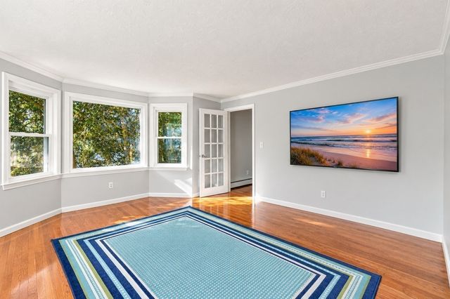 293 Davis St, Northborough, MA 01532