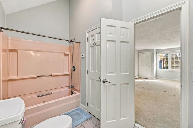 293 Davis St, Northborough, MA 01532