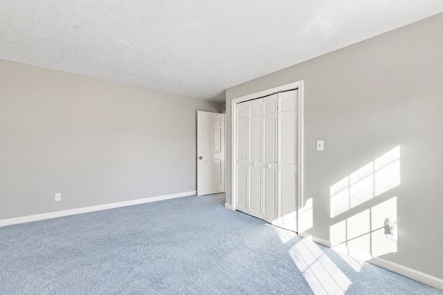 293 Davis St, Northborough, MA 01532