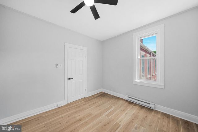 1034 WASHINGTON ST, Reading, PA 19601