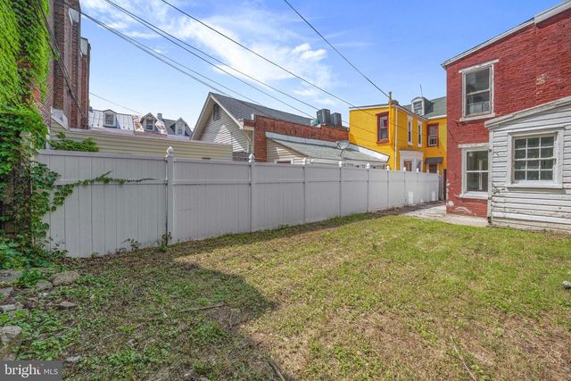 1034 WASHINGTON ST, Reading, PA 19601