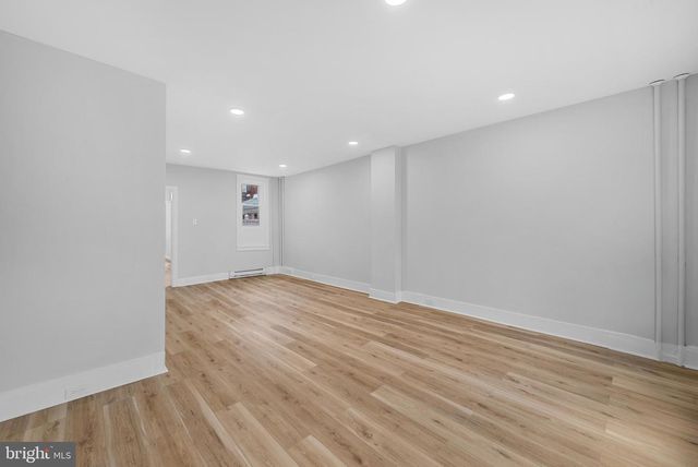 1034 WASHINGTON ST, Reading, PA 19601