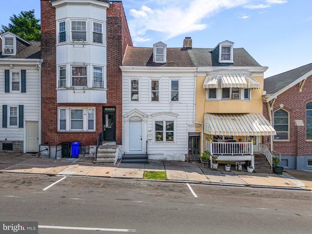 1034 WASHINGTON ST, Reading, PA 19601
