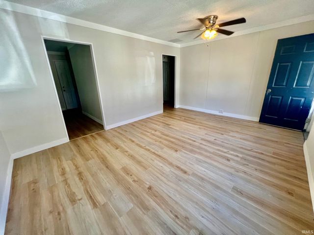 2413 N Fares Avenue, Evansville, IN 47710