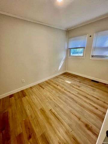 2413 N Fares Avenue, Evansville, IN 47710