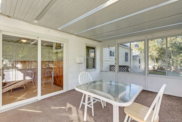 105 N Oak Street, Massapequa, NY 11758