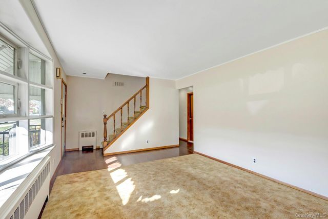 105 N Oak Street, Massapequa, NY 11758