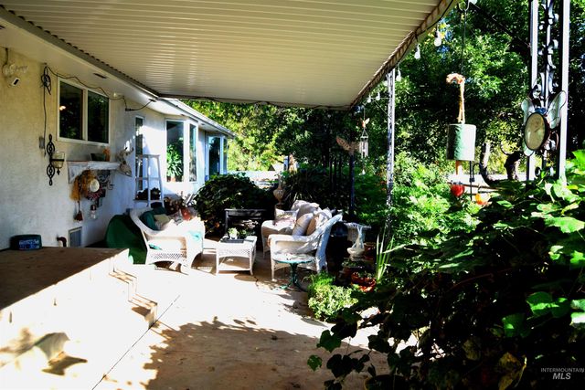 9325 W Wright St, Boise, ID 83709