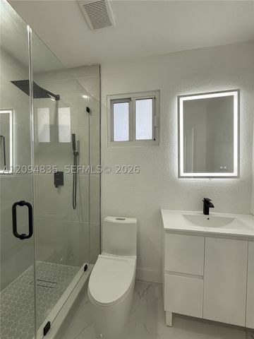2610 Pierce St, Hollywood, FL 33020