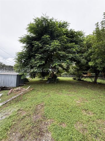 2610 Pierce St, Hollywood, FL 33020