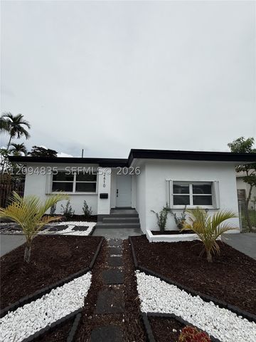 2610 Pierce St, Hollywood, FL 33020