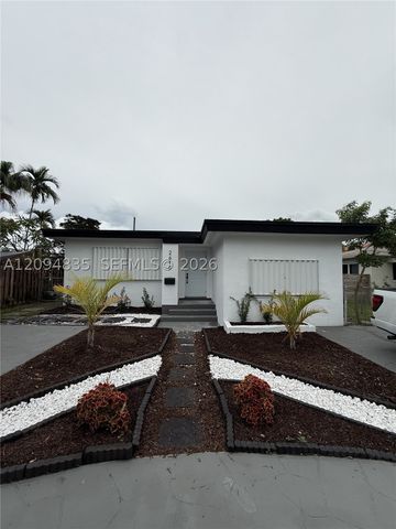 2610 Pierce St, Hollywood, FL 33020