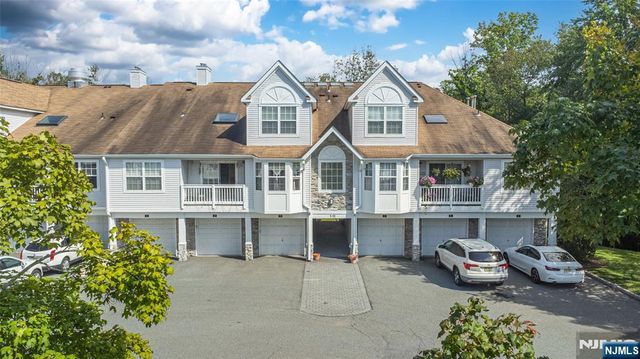 3 Autumn, Roxbury Township, NJ 07852