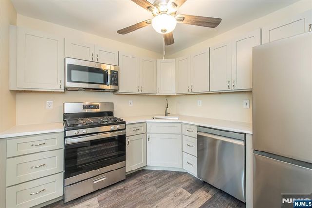 3 Autumn, Roxbury Township, NJ 07852