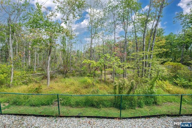 3 Autumn, Roxbury Township, NJ 07852