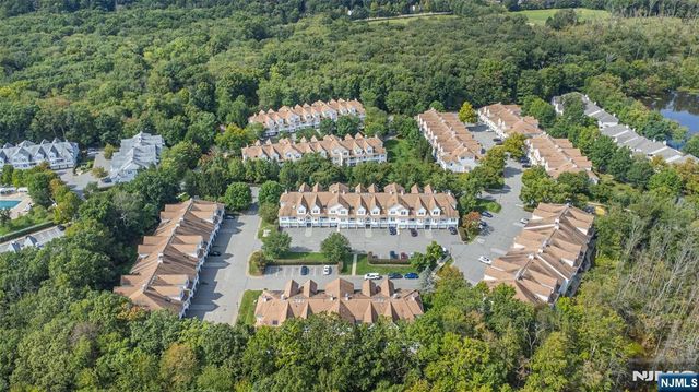 3 Autumn, Roxbury Township, NJ 07852
