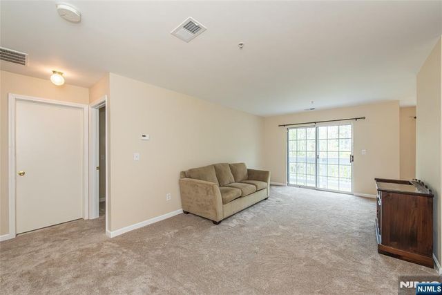 3 Autumn, Roxbury Township, NJ 07852