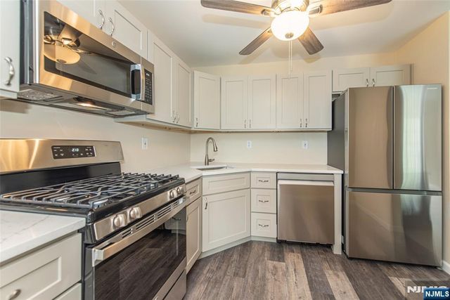 3 Autumn, Roxbury Township, NJ 07852