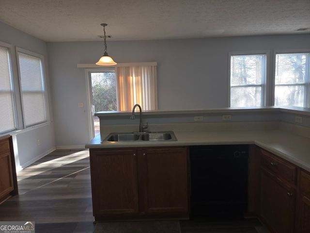 7181 Boulder Pass, Union City, GA 30291