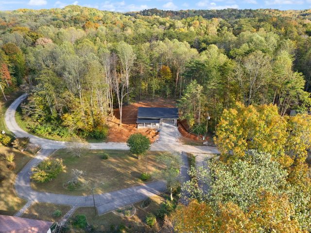 185 Pine Tree Road, Nancy, KY 42544