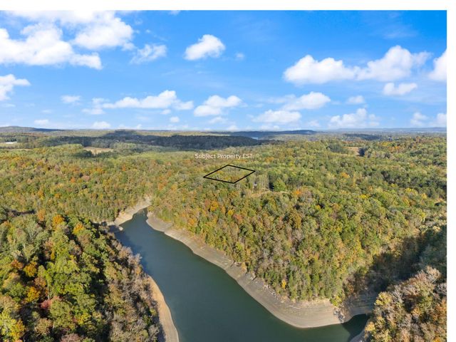 185 Pine Tree Road, Nancy, KY 42544
