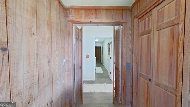 289 Lake Trace Drive, Thomasville, GA 31757