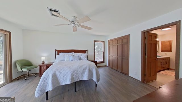 289 Lake Trace Drive, Thomasville, GA 31757