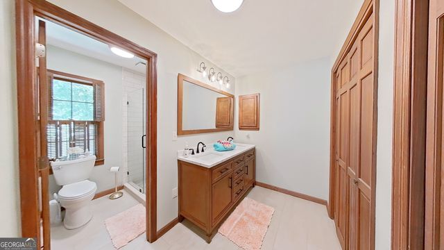 289 Lake Trace Drive, Thomasville, GA 31757