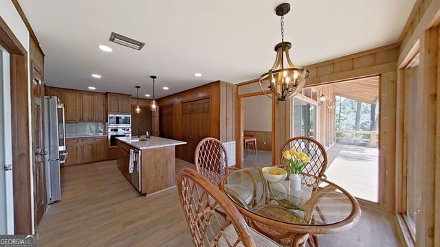 289 Lake Trace Drive, Thomasville, GA 31757