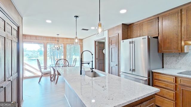 289 Lake Trace Drive, Thomasville, GA 31757