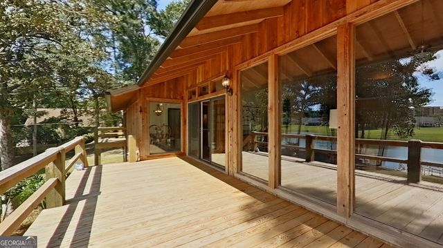 289 Lake Trace Drive, Thomasville, GA 31757