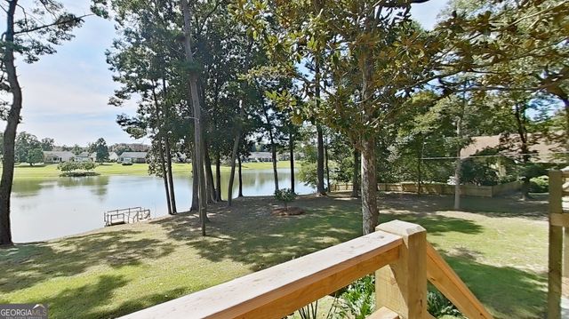 289 Lake Trace Drive, Thomasville, GA 31757