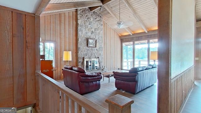 289 Lake Trace Drive, Thomasville, GA 31757