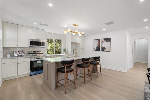 685 Montevista Street SW, Atlanta, GA 30310