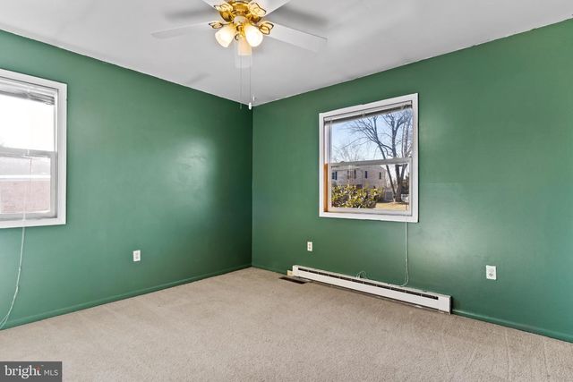 1434 YORKTOWNE, Mechanicsburg, PA 17050