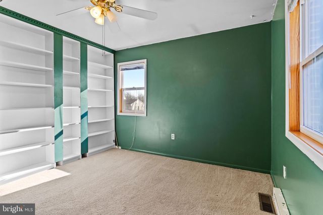 1434 YORKTOWNE, Mechanicsburg, PA 17050