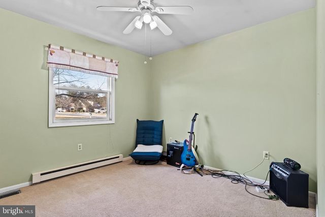 1434 YORKTOWNE, Mechanicsburg, PA 17050