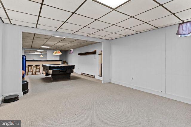 1434 YORKTOWNE, Mechanicsburg, PA 17050