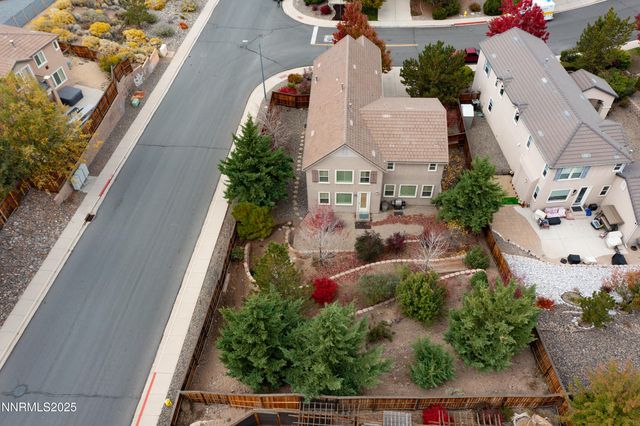 5148 Komatite Court, Sparks, NV 89436