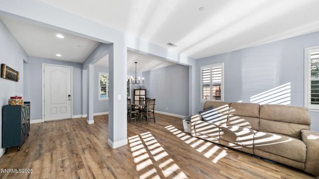 5148 Komatite Court, Sparks, NV 89436