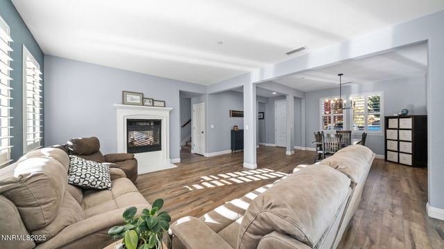 5148 Komatite Court, Sparks, NV 89436