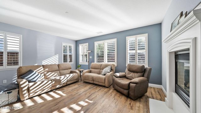 5148 Komatite Court, Sparks, NV 89436