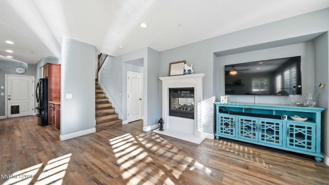 5148 Komatite Court, Sparks, NV 89436