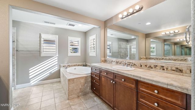 5148 Komatite Court, Sparks, NV 89436