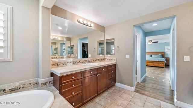 5148 Komatite Court, Sparks, NV 89436