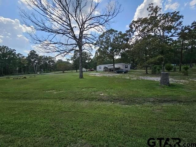 301 An County Rd 1370, Palestine, TX 75801