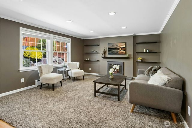 17154 NE 5th Street, Bellevue, WA 98008