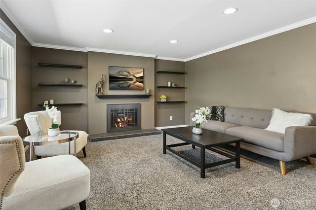 17154 NE 5th Street, Bellevue, WA 98008